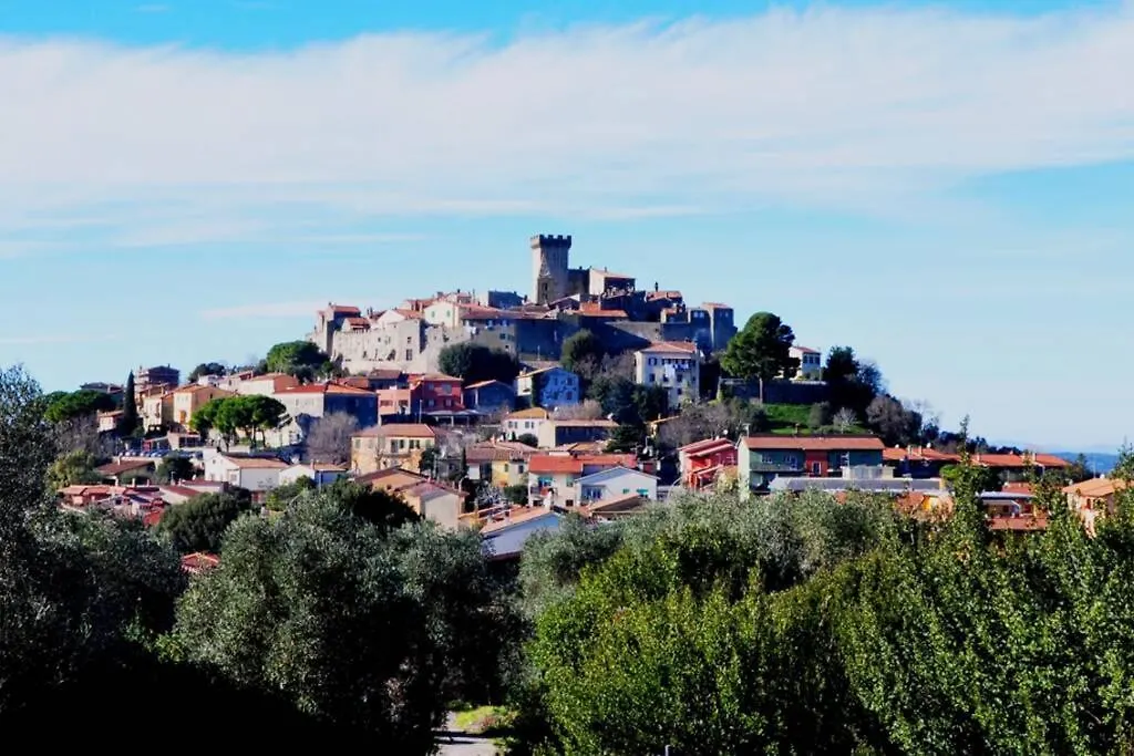 Montecristo Country House Marsiliana 0*,  Italy